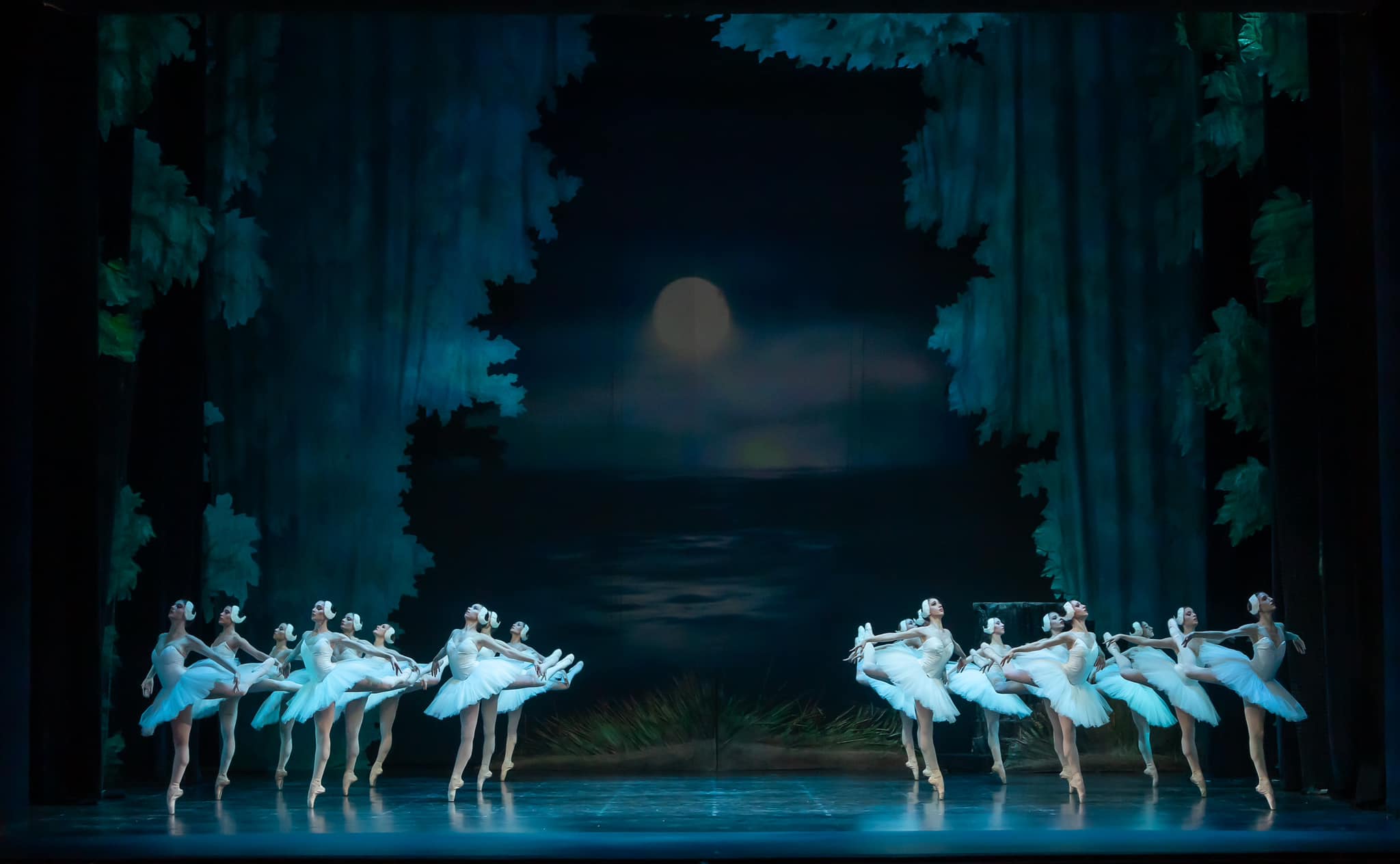 Photo: ЛЕБЕДОВО ЕЗЕРО / SWAN LAKE