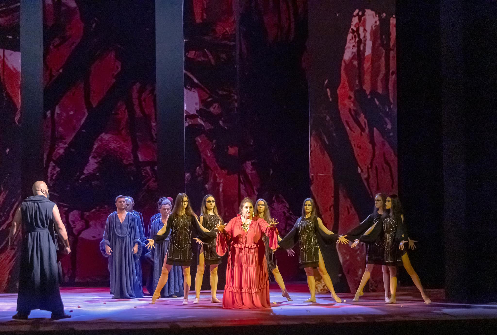 Първото изпълнение в България на операта „Медея“ от Луиджи Керубини бе и първата оперна премиера за 2024 г