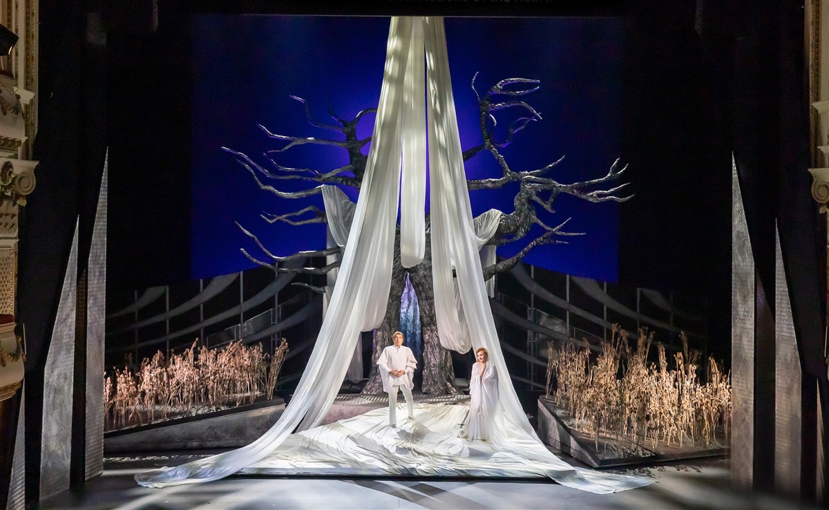 Photo: ЛОЕНГРИН / LOHENGRIN by Richard Wagner