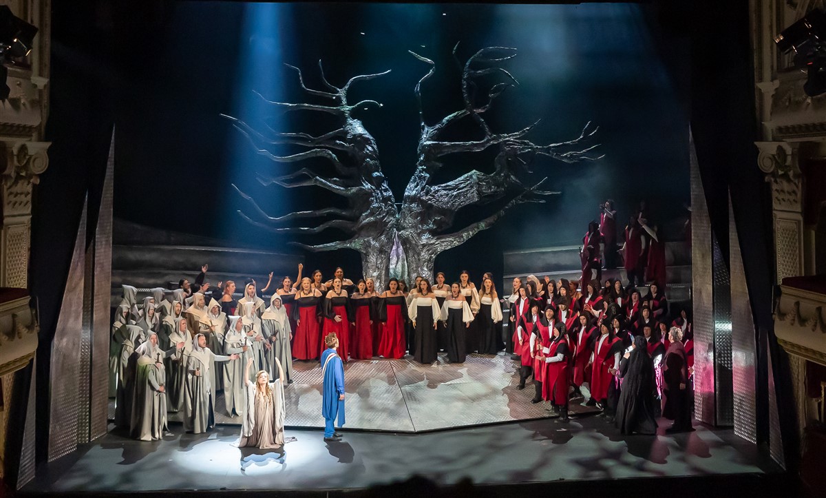 Photo: ЛОЕНГРИН / LOHENGRIN by Richard Wagner