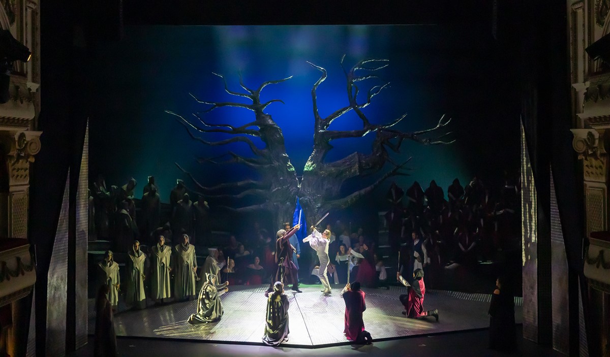 Photo: ЛОЕНГРИН / LOHENGRIN by Richard Wagner