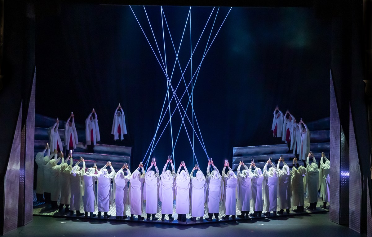 Photo: ЛОЕНГРИН / LOHENGRIN by Richard Wagner