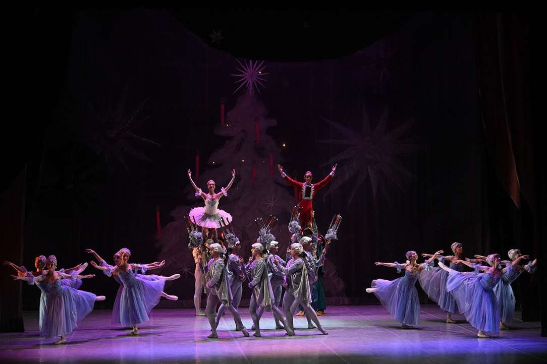 Behind the curtains of “The Nutcracker” on the stage of Teatro Municipale Giuseppe Verdi in Salerno