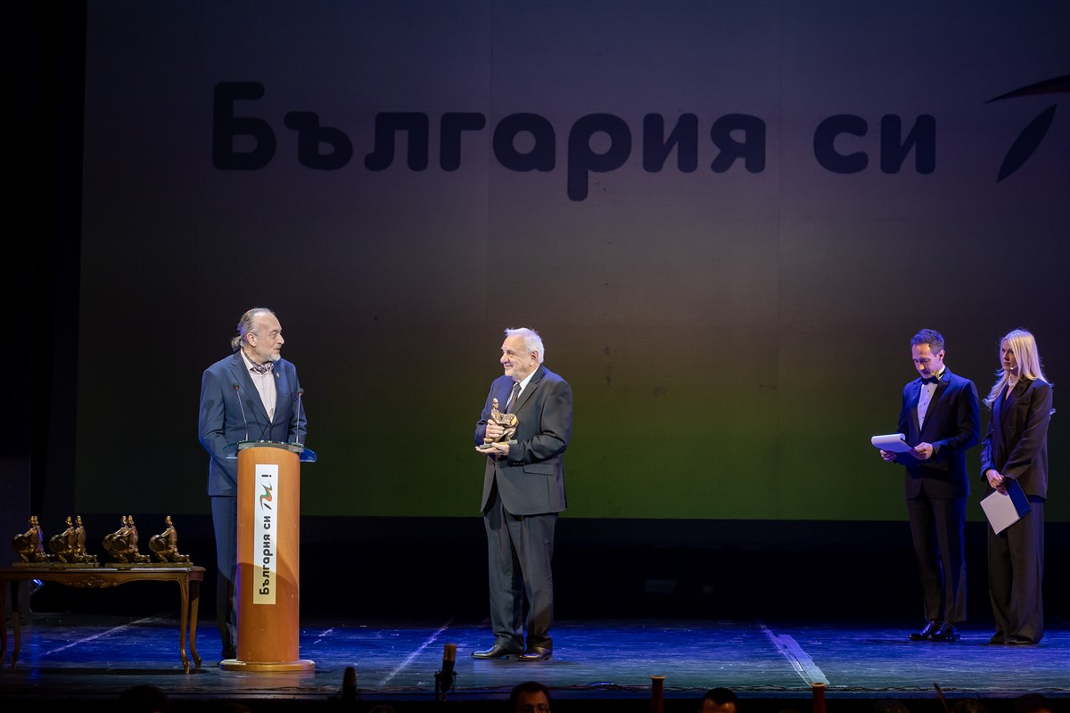 Photo: Престижна награда за директора на Софийската опера и балет Пламен Карталов