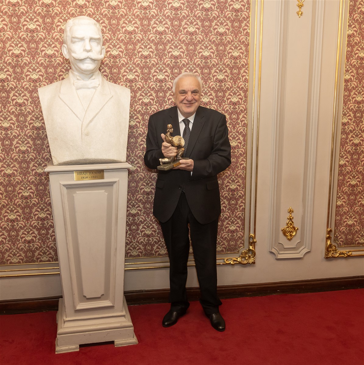 Photo: Престижна награда за директора на Софийската опера и балет Пламен Карталов