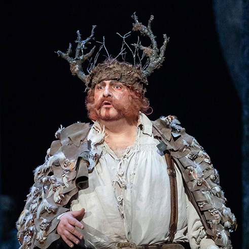 We raise the curtain on the first premiere performance of the opera “Falstaff” by Giuseppe Verdi