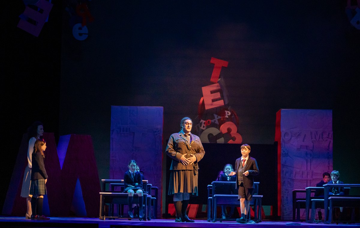 Photo: МАТИЛДА Мюзикъл / MATILDA Musical