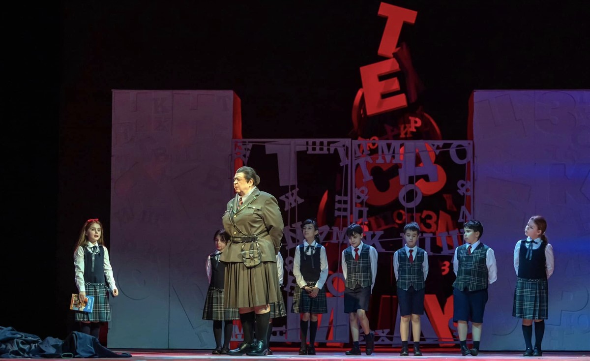 Photo: МАТИЛДА Мюзикъл / MATILDA Musical
