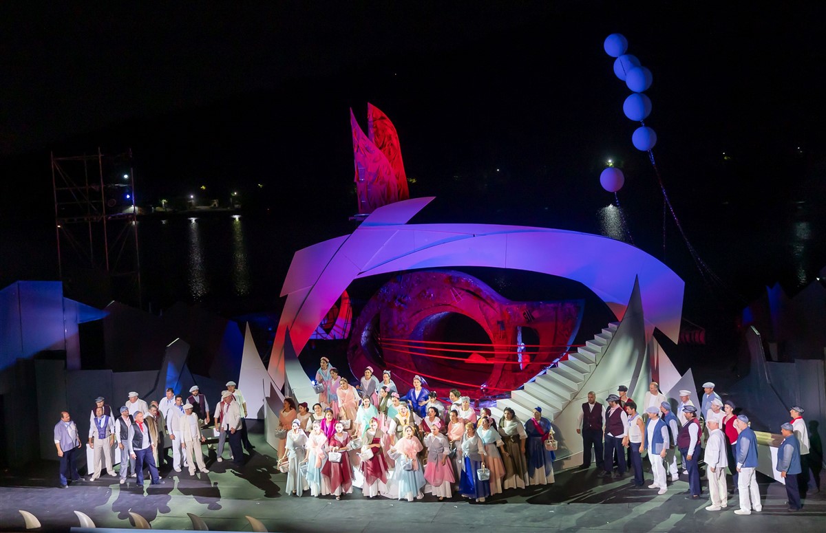 Photo: ЛЕТЯЩИЯТ ХОЛАНДЕЦ / DER FLIEGENDE HOLLÄNDER by Richard Wagner