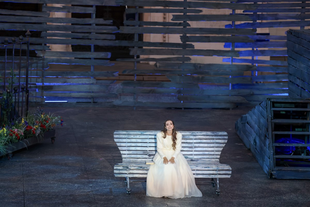 Снимка: КЛЕТНИЦИТЕ / LES MISЕ́RABLES Musical by Claude-Michel Schönberg Alain Boublil