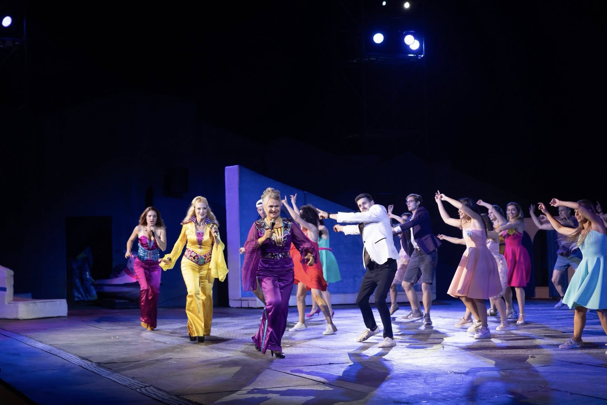 Снимка: MAMMA MIA! - Musical by Benny Andersson, Björn Ulvaeus, Director Plamen Kartaloff