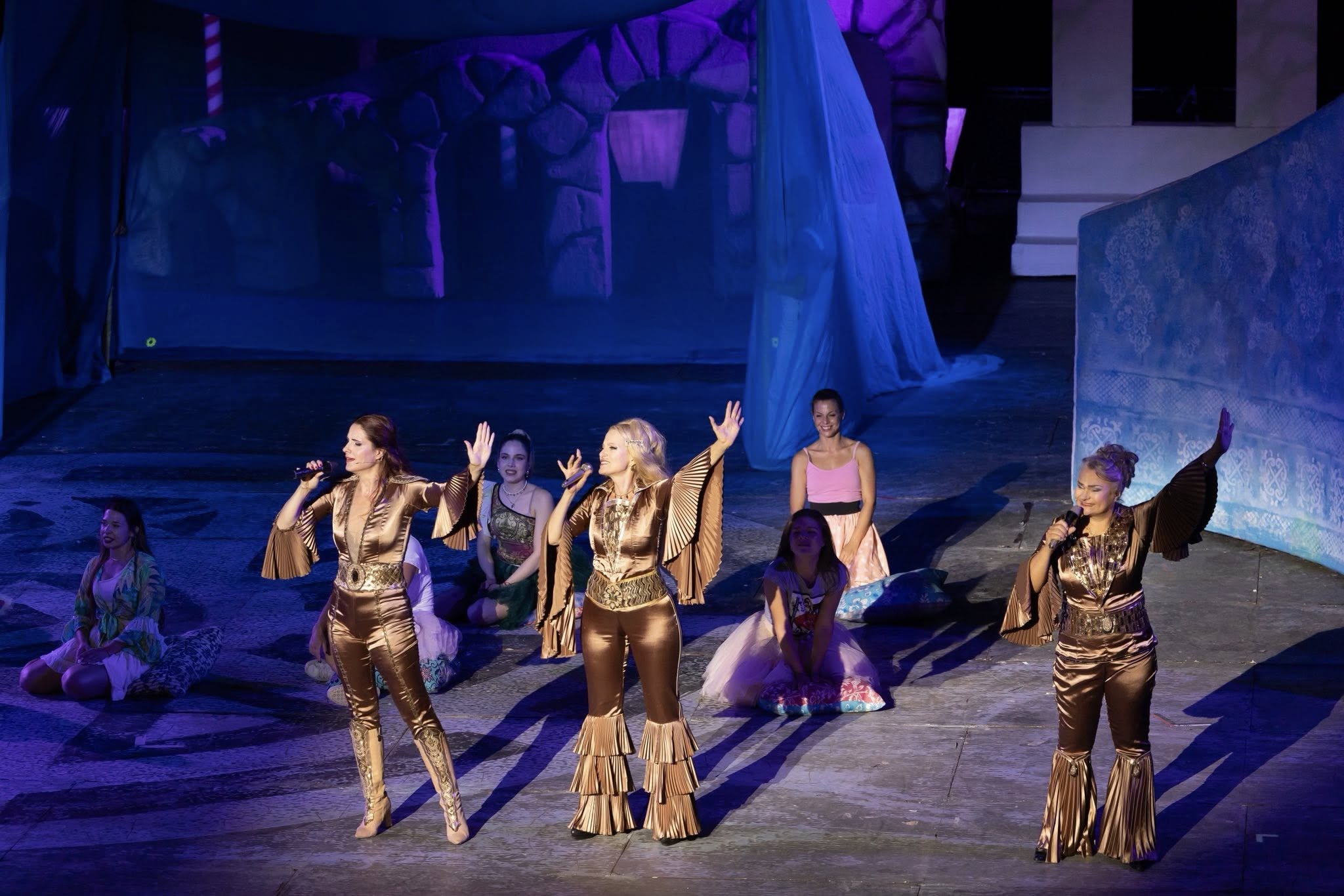 Снимка: MAMMA MIA! - Musical by Benny Andersson, Björn Ulvaeus, Director Plamen Kartaloff