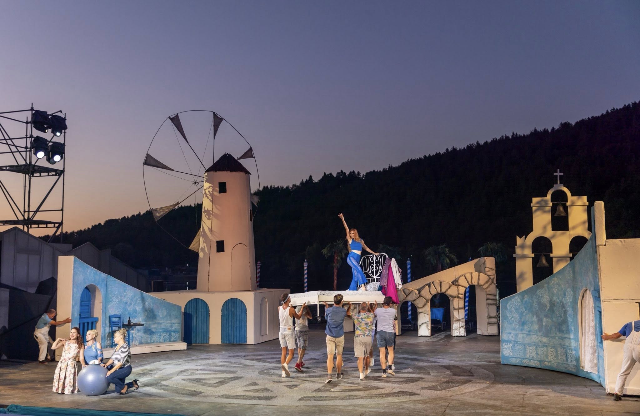 Снимка: MAMMA MIA! - Musical by Benny Andersson, Björn Ulvaeus, Director Plamen Kartaloff