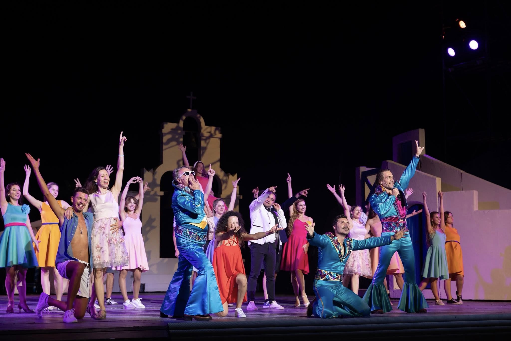 Photo: MAMMA MIA! - Musical by Benny Andersson, Björn Ulvaeus, Director Plamen Kartaloff