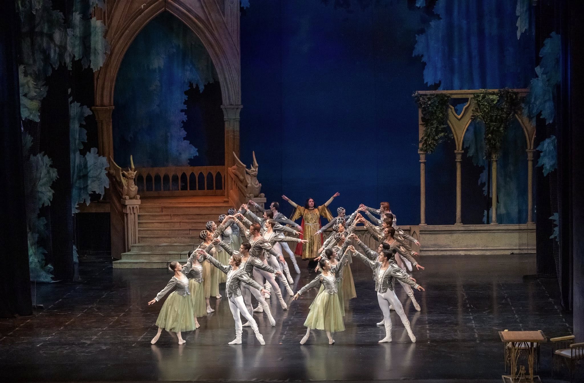 Снимка: „Лебедово езеро“ от П. И. Чайковски