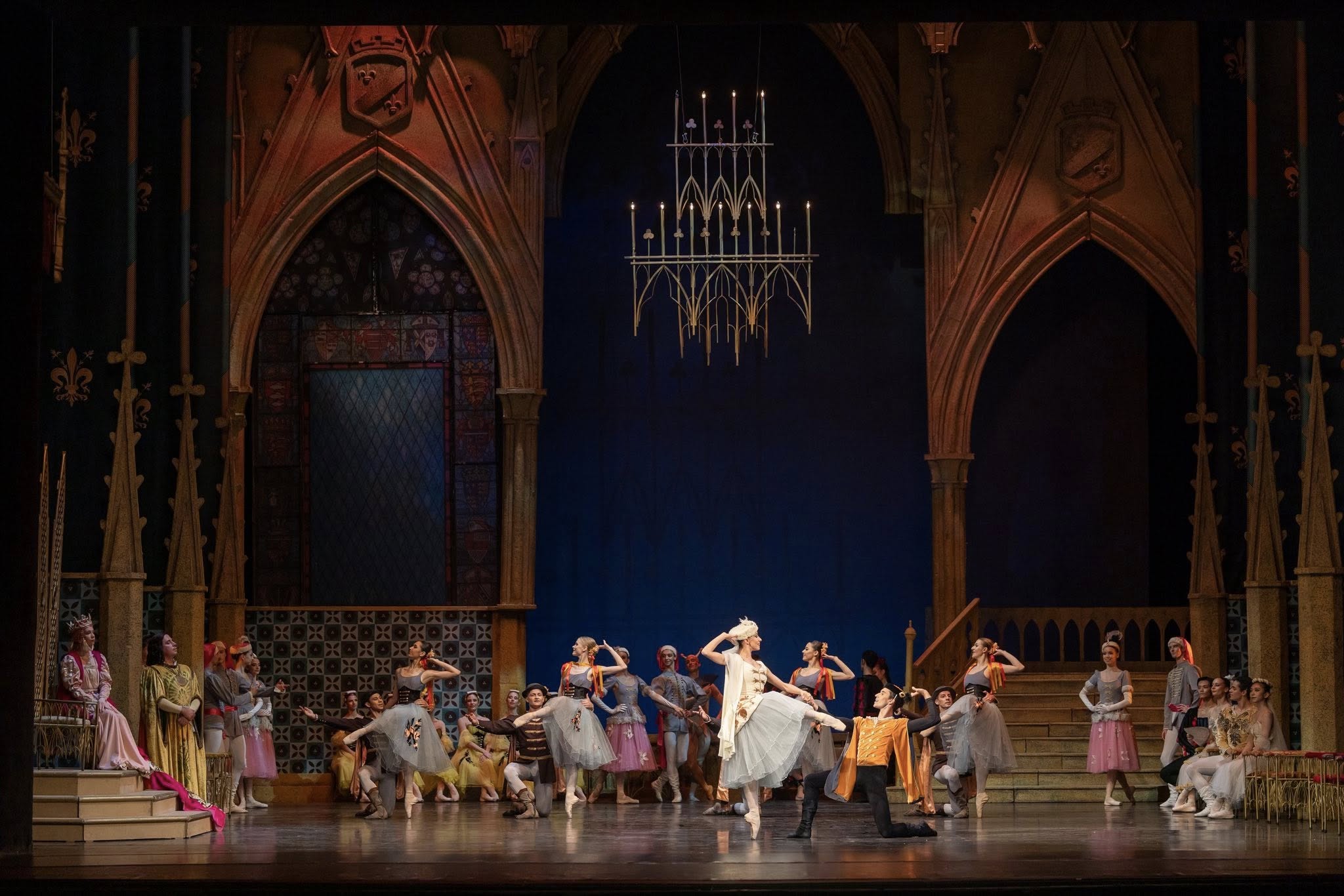 Снимка: ЛЕБЕДОВО ЕЗЕРО / SWAN LAKE by Pyotr Ilyich Tchaikovsky