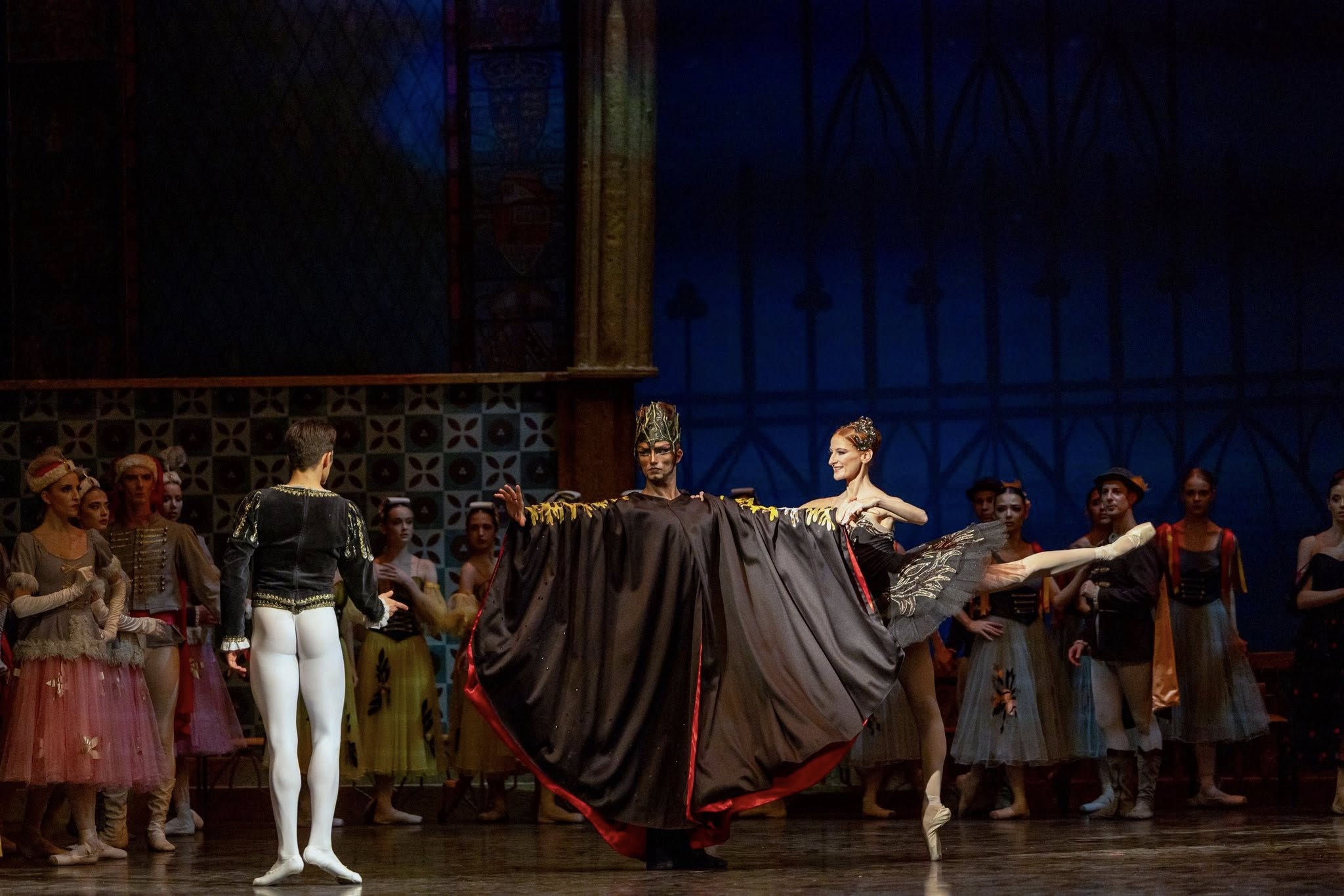 Снимка: ЛЕБЕДОВО ЕЗЕРО / SWAN LAKE by Pyotr Ilyich Tchaikovsky