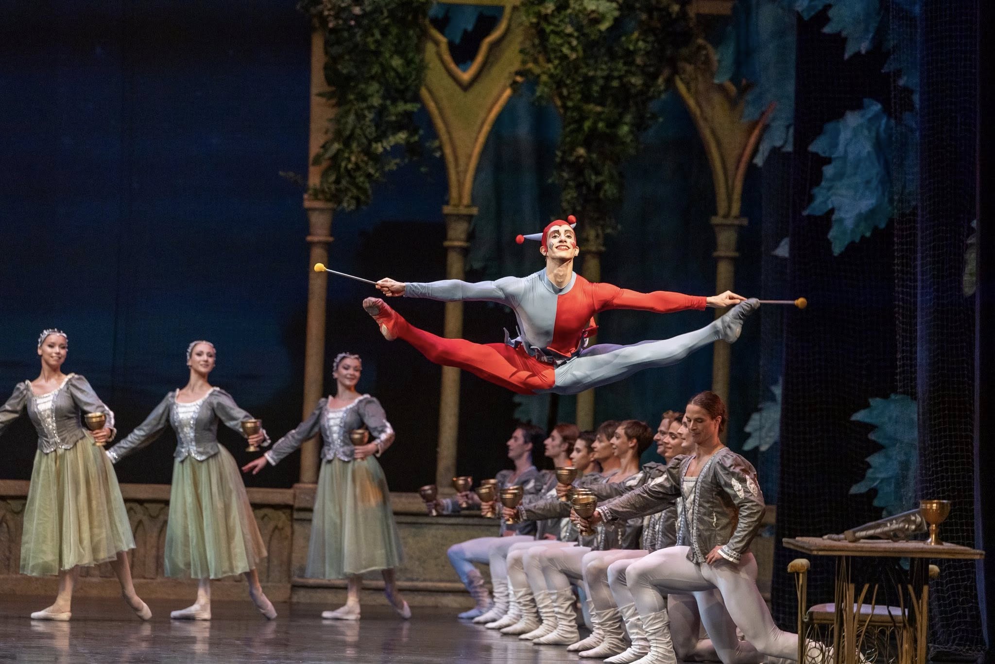 Снимка: ЛЕБЕДОВО ЕЗЕРО / SWAN LAKE by Pyotr Ilyich Tchaikovsky