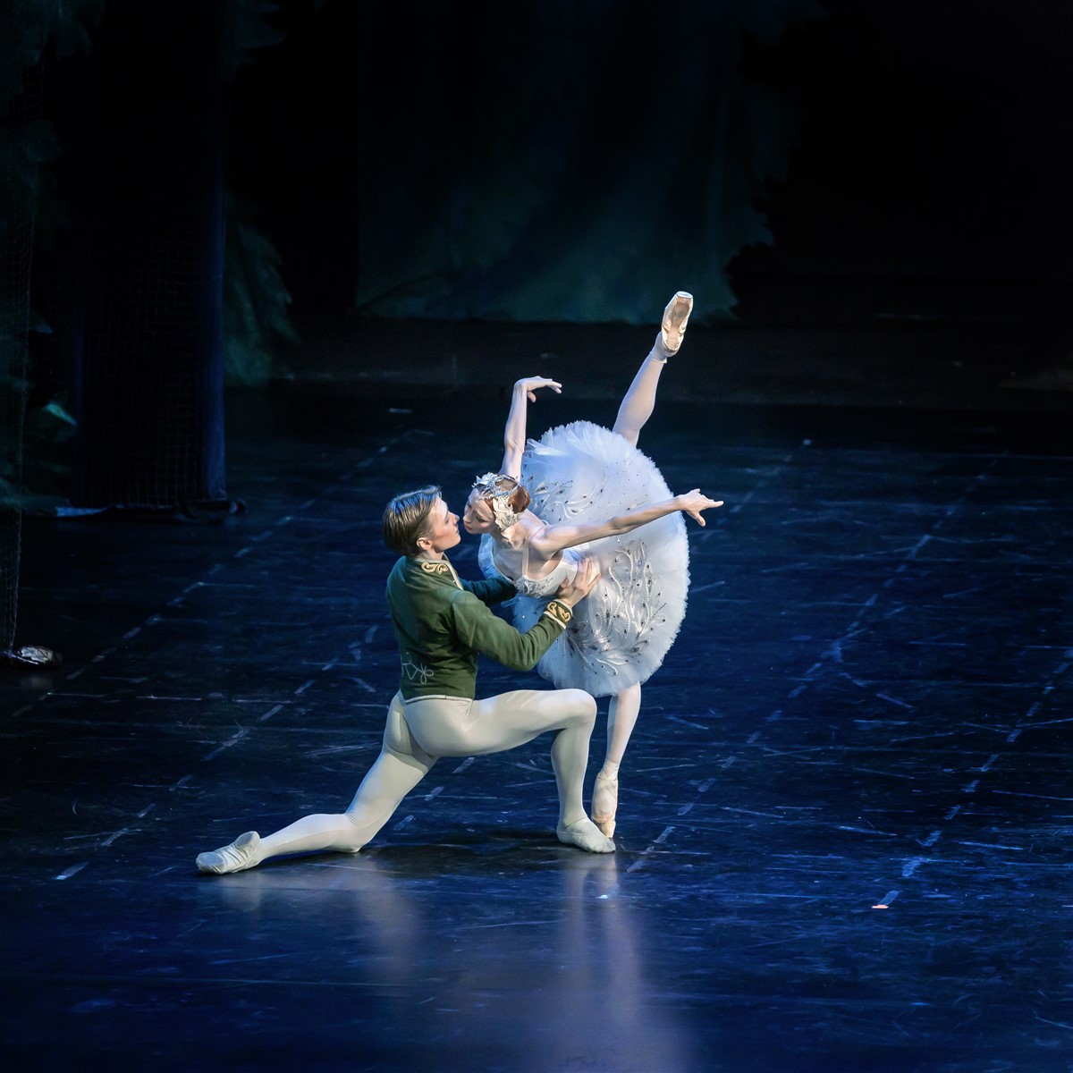 Photo: ЛЕБЕДОВО ЕЗЕРО / SWAN LAKE by Pyotr Ilyich Tchaikovsky