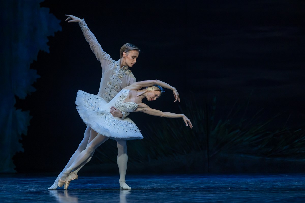 Photo: ЛЕБЕДОВО ЕЗЕРО / SWAN LAKE by Pyotr Ilyich Tchaikovsky
