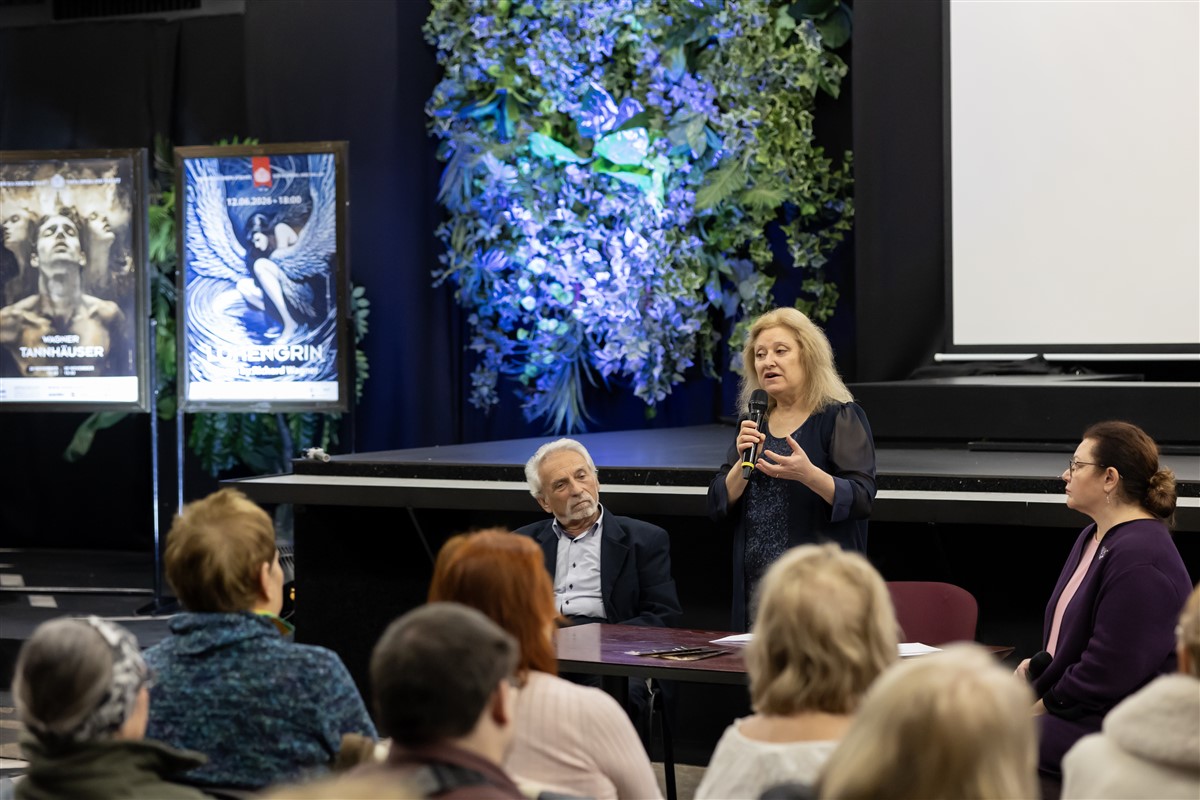 Снимка: Първа среща с публиката за новия сезон