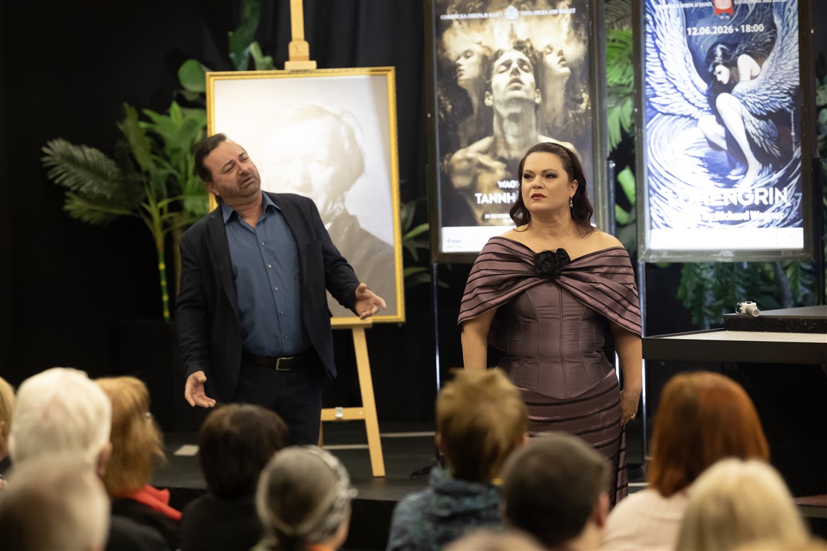 Снимка: Първа среща с публиката за новия сезон