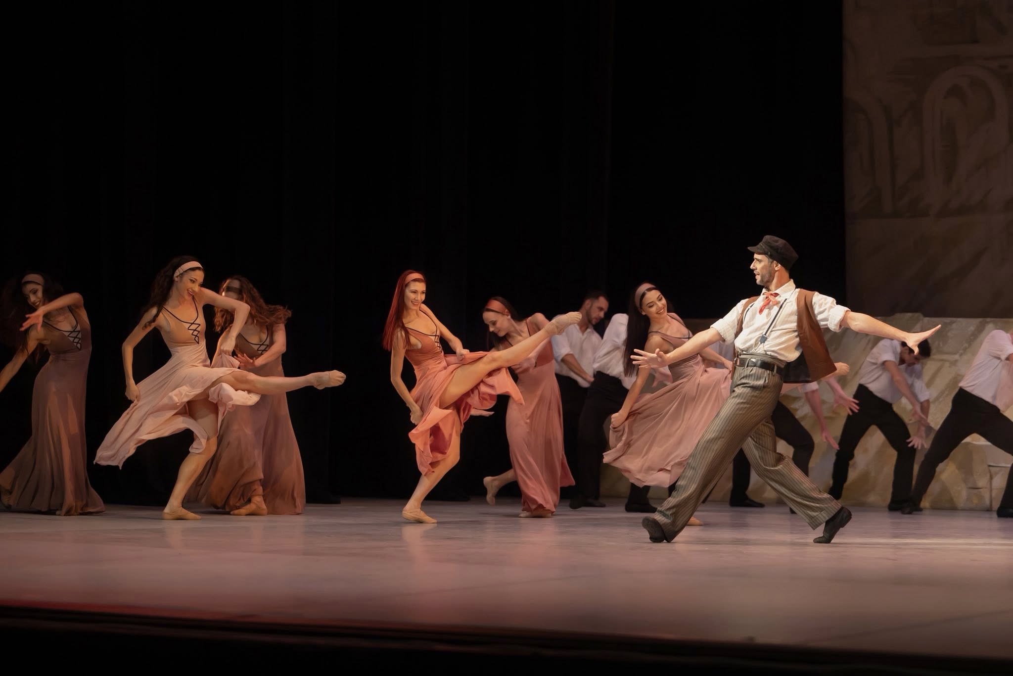 Снимка: ЗОРБА ГЪРКЪТ / ZORBA THE GREEK Ballet by Mikis Theodorakis