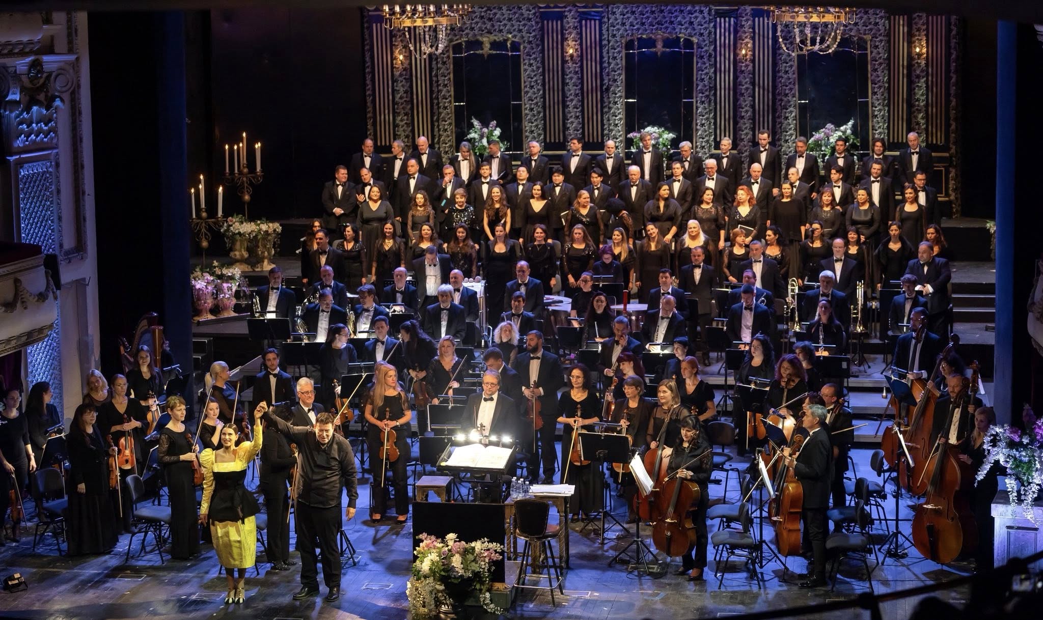 Снимка: Recital by ASMIK GRIGORIAN. Conductor - DANIEL OREN