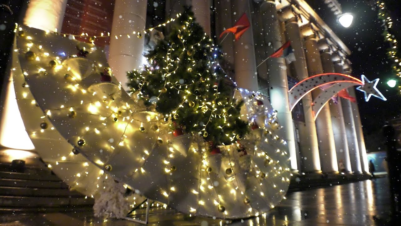 🎄Коледната магия вече озарява Софийската опера и балет