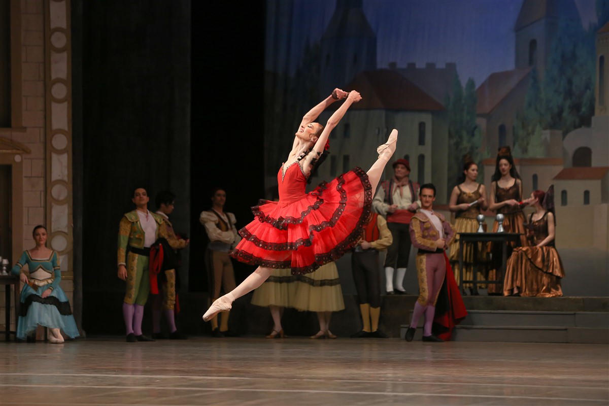 Снимка: ДОН КИХОТ / DON QUIXOTE Ballet by Ludwig Minkus