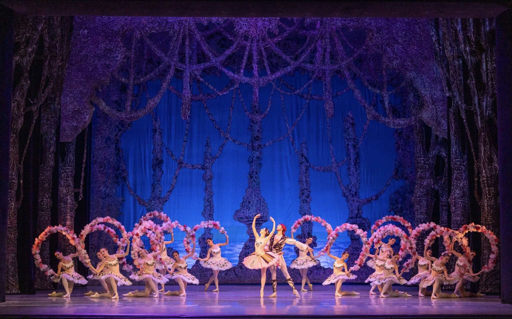 Впечатляваща вечер на 23 ноември с втория спектакъл на балета „Корсар“ от Адолф Адам