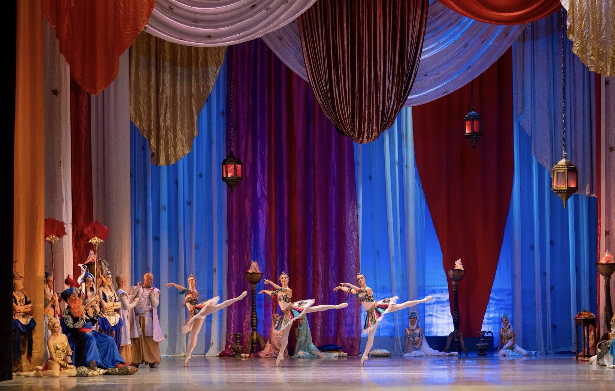 Снимка: КОРСАР / LE CORSAIRE Ballet by Adolphe Adam