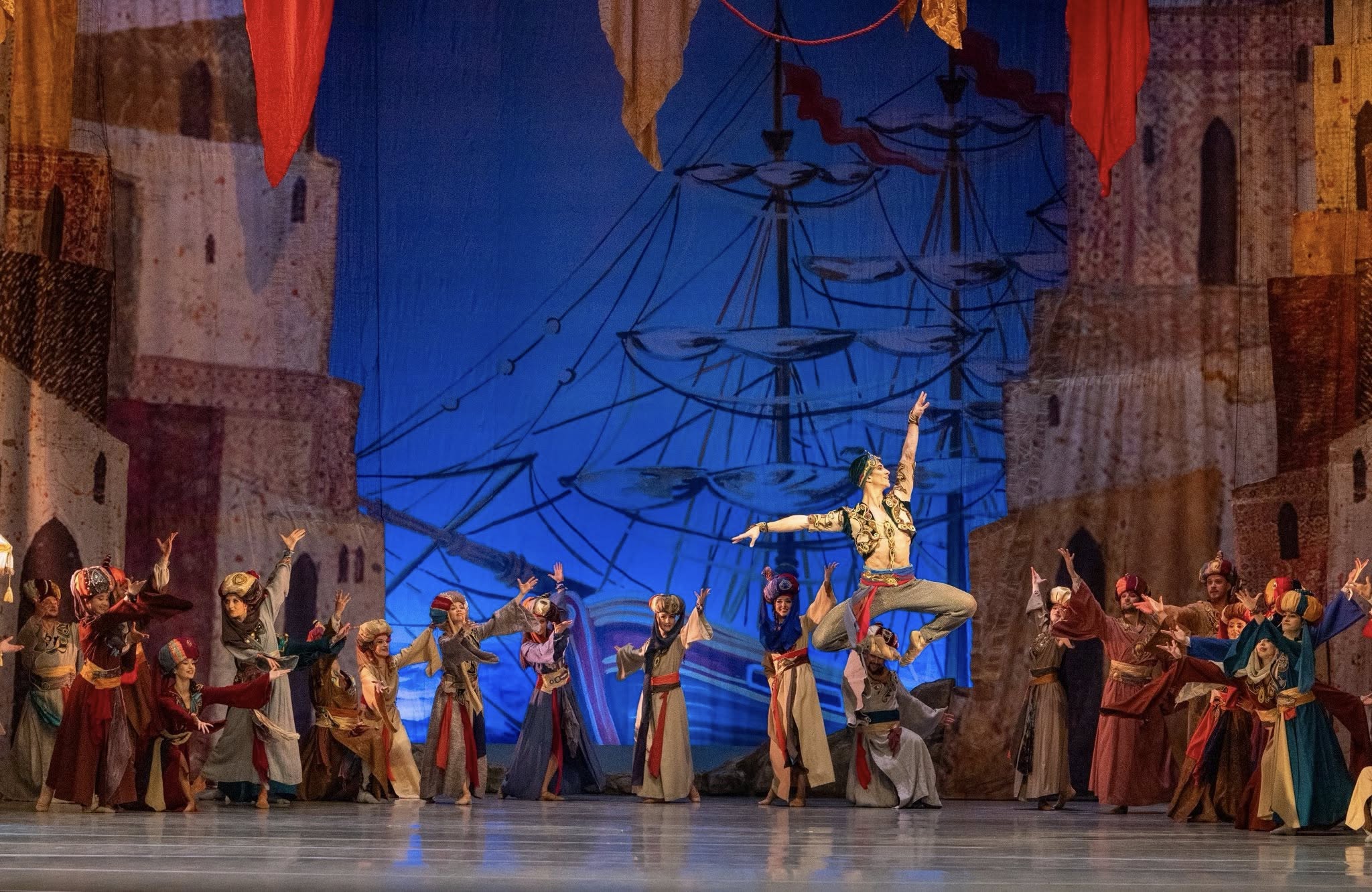 Снимка: КОРСАР / LE CORSAIRE Ballet by Adolphe Adam