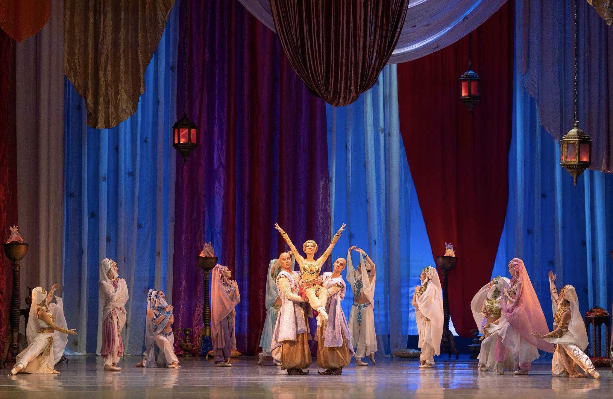 Снимка: КОРСАР / LE CORSAIRE Ballet by Adolphe Adam