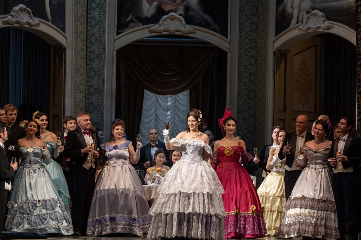 Снимка: ТРАВИАТА / LA TRAVIATA by Giuseppe Verdi