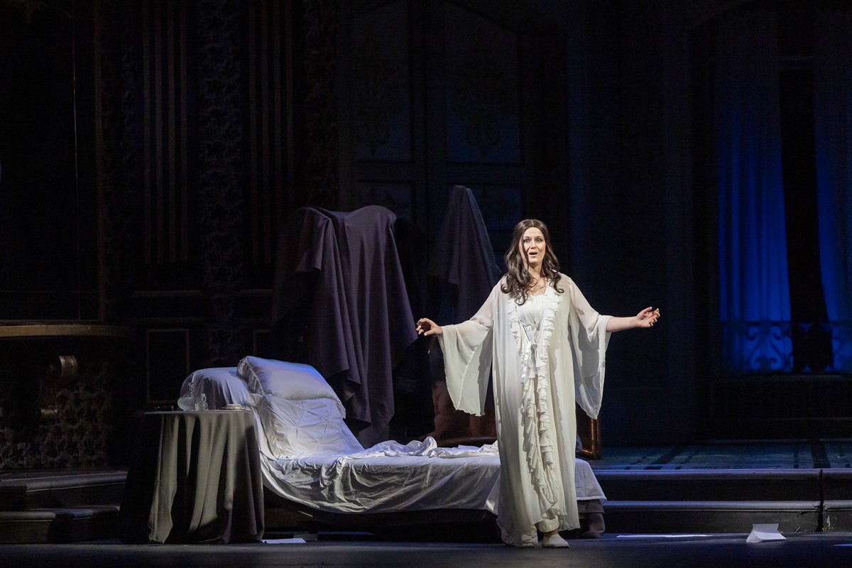 Снимка: ТРАВИАТА / LA TRAVIATA by Giuseppe Verdi