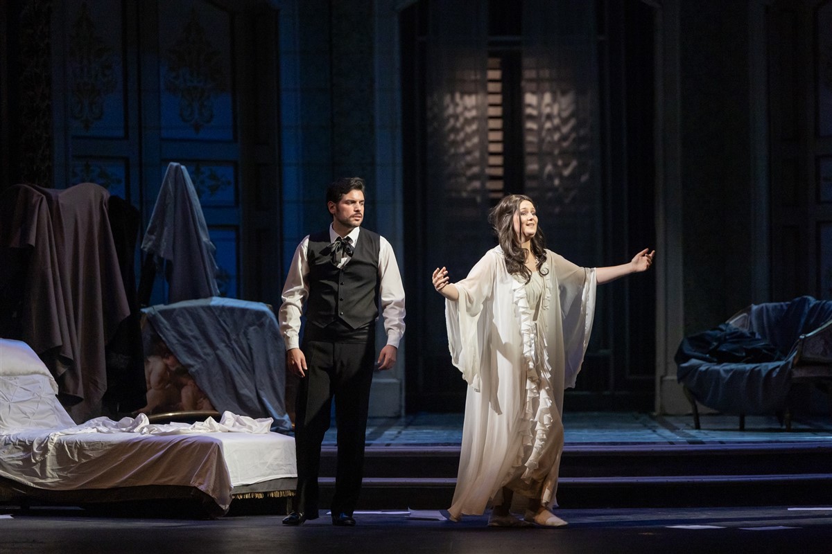 Снимка: ТРАВИАТА / LA TRAVIATA by Giuseppe Verdi