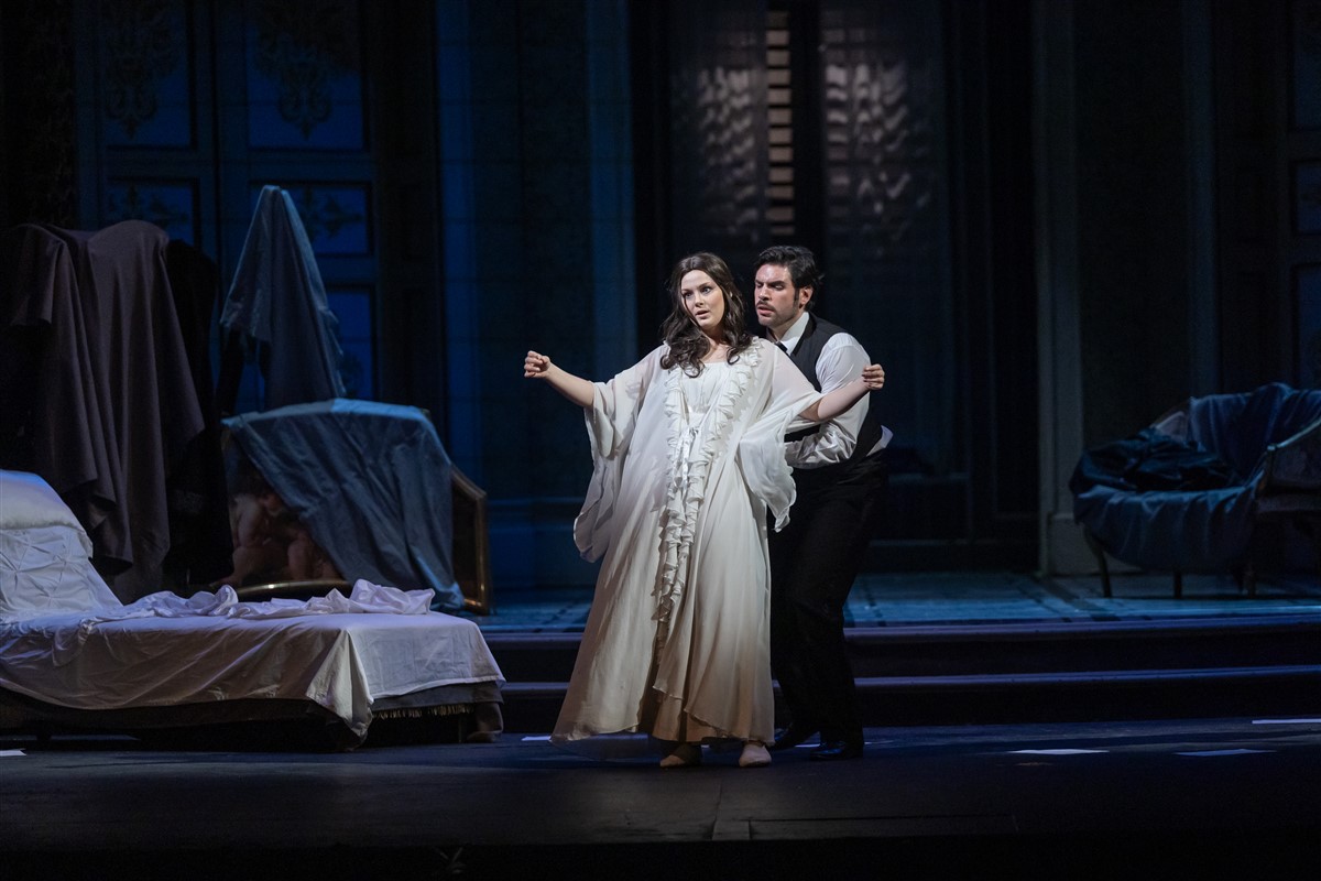 Снимка: ТРАВИАТА / LA TRAVIATA by Giuseppe Verdi