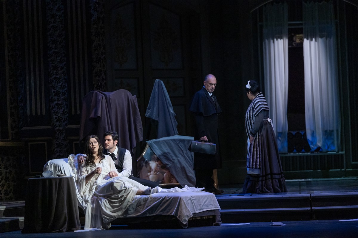Снимка: ТРАВИАТА / LA TRAVIATA by Giuseppe Verdi