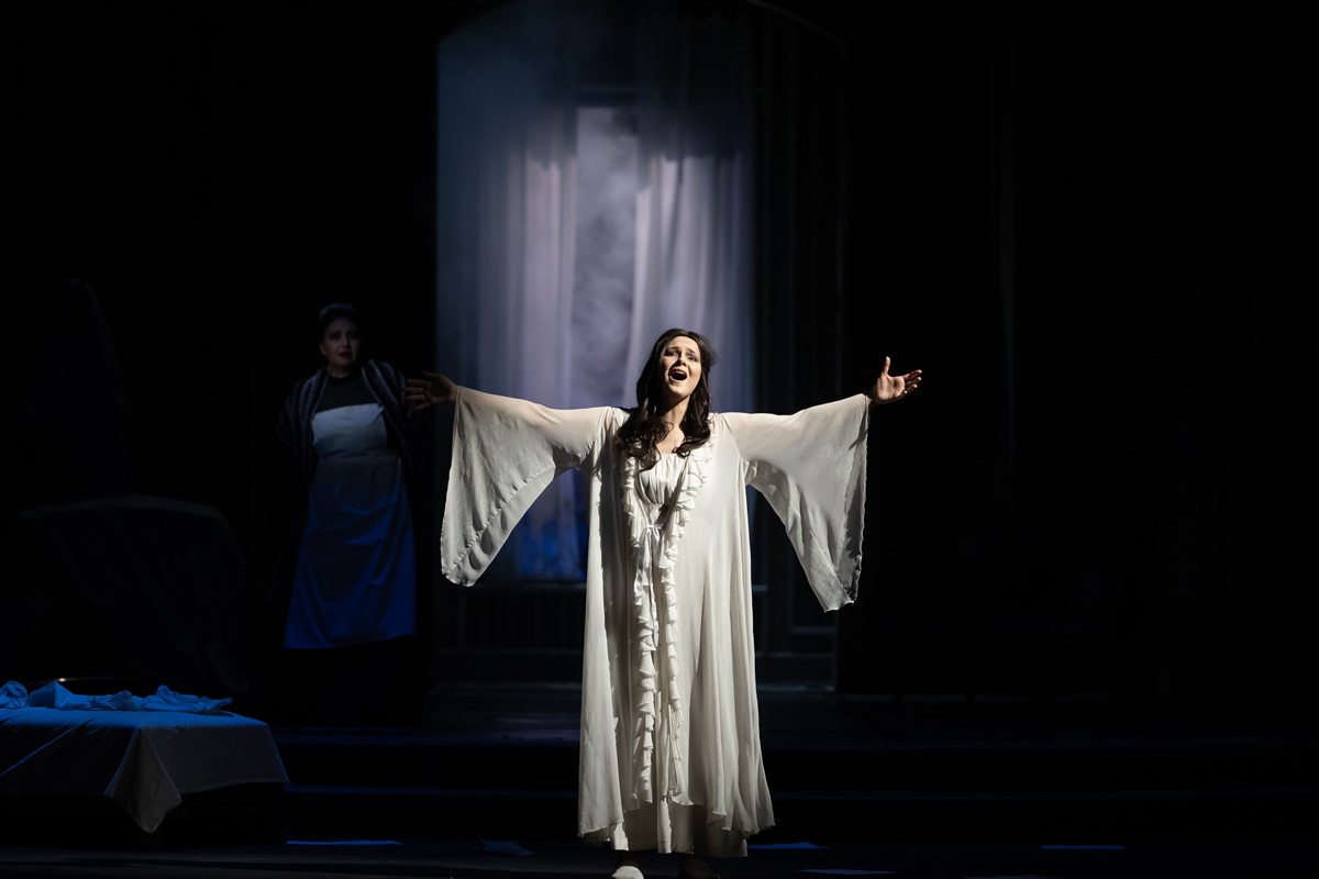 Снимка: ТРАВИАТА / LA TRAVIATA by Giuseppe Verdi