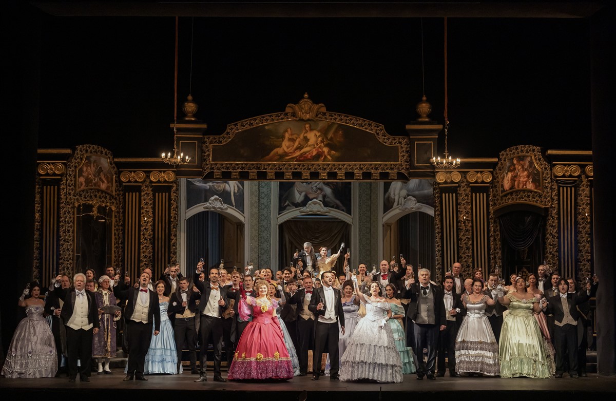 Снимка: ТРАВИАТА / LA TRAVIATA by Giuseppe Verdi