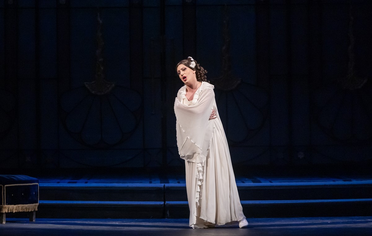 Снимка: ТРАВИАТА / LA TRAVIATA by Giuseppe Verdi