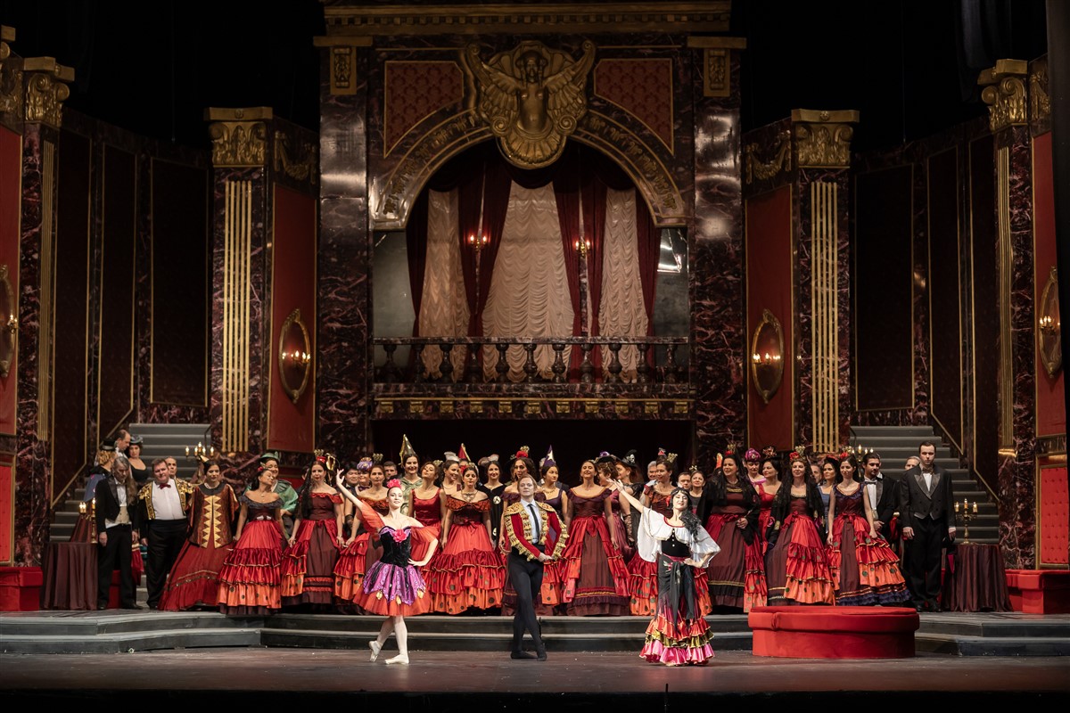 Снимка: ТРАВИАТА / LA TRAVIATA by Giuseppe Verdi