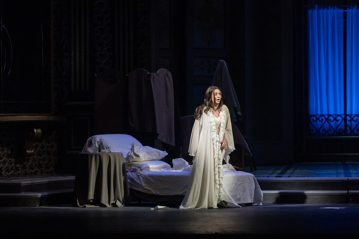 Снимка: ТРАВИАТА / LA TRAVIATA by Giuseppe Verdi