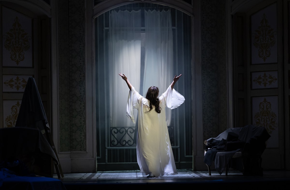 Снимка: ТРАВИАТА / LA TRAVIATA by Giuseppe Verdi