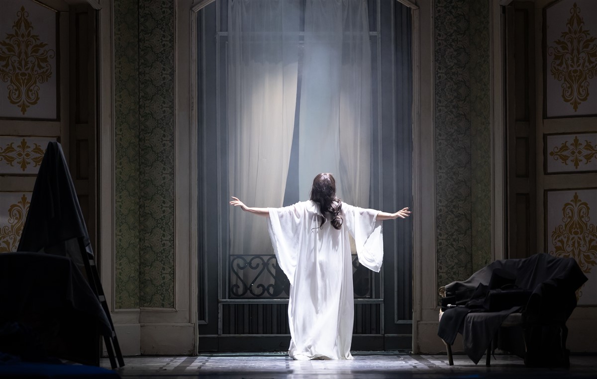 Снимка: ТРАВИАТА / LA TRAVIATA by Giuseppe Verdi