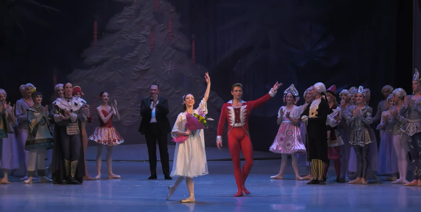 🩰 Огромен аплауз за Боряна Петрова в ролята на Мари и Емил Йорданов като Лешникотрошачката-принц