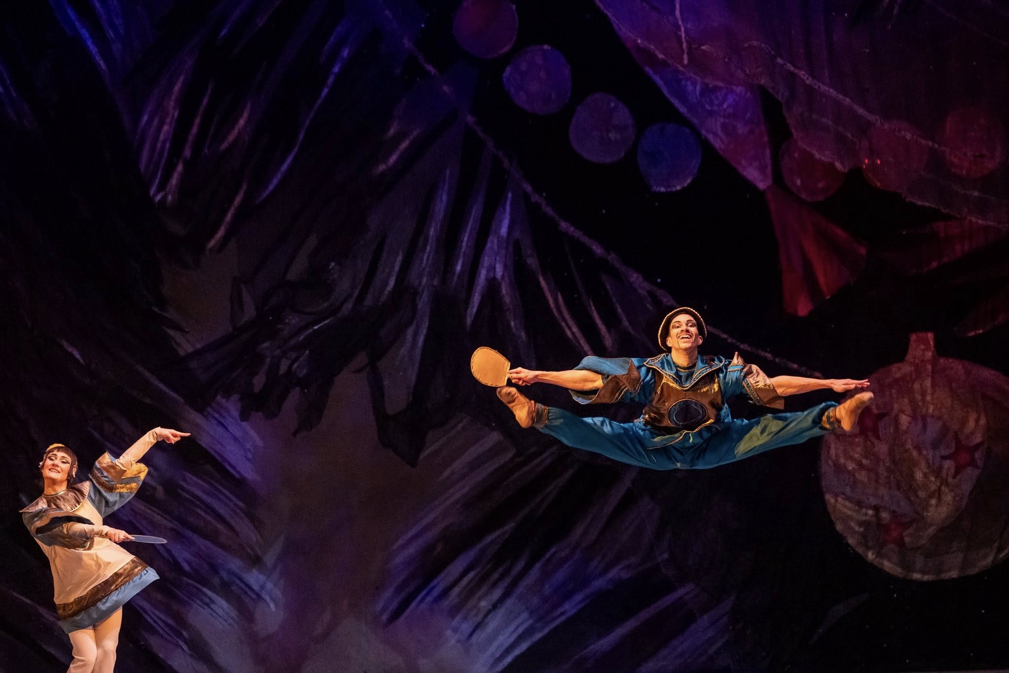 Снимка: ЛЕШНИКОТРОШАЧКАТА / THE NUTCRACKER by Pyotr Ilyich Tchaikovsky