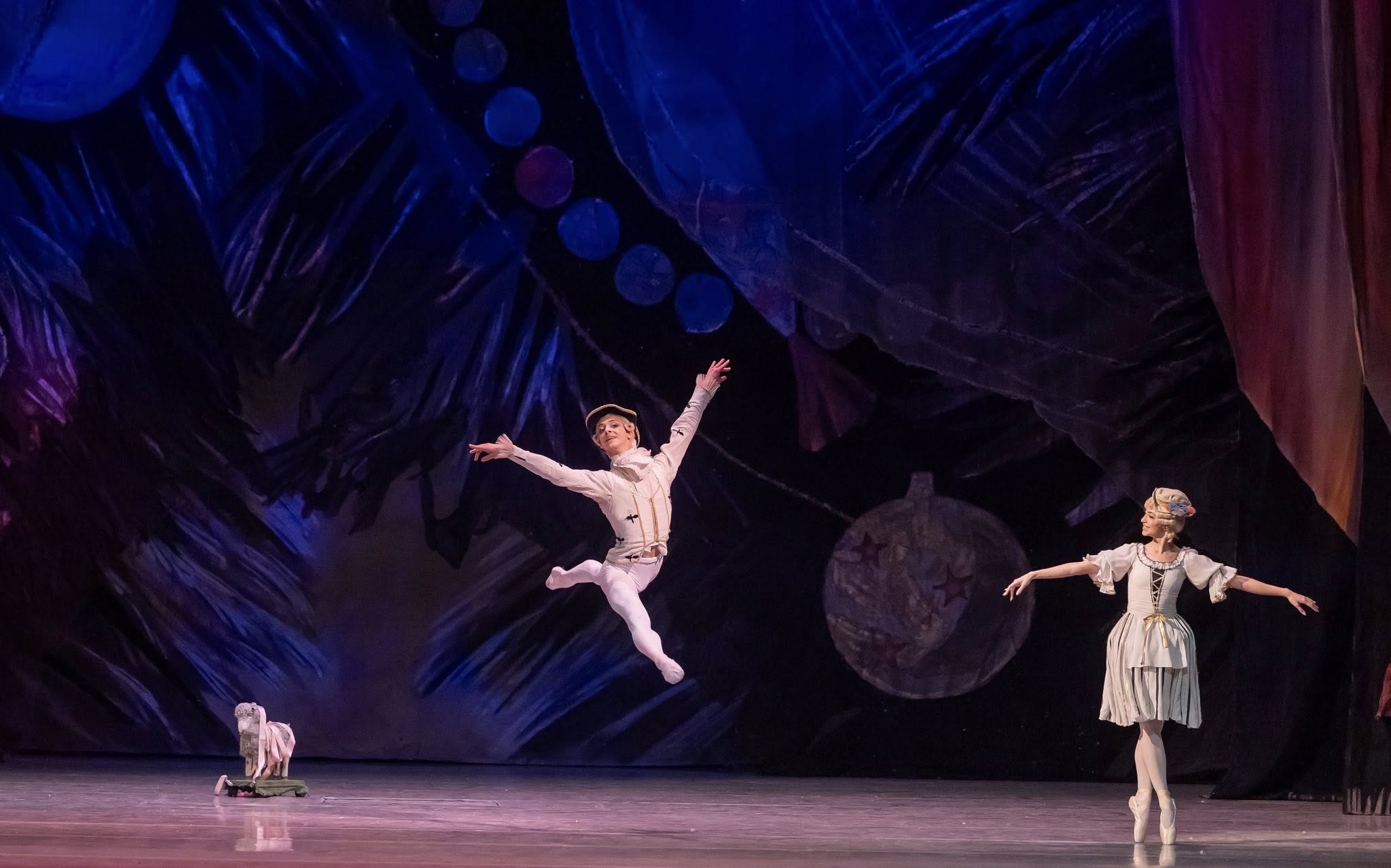 Снимка: ЛЕШНИКОТРОШАЧКАТА / THE NUTCRACKER by Pyotr Ilyich Tchaikovsky