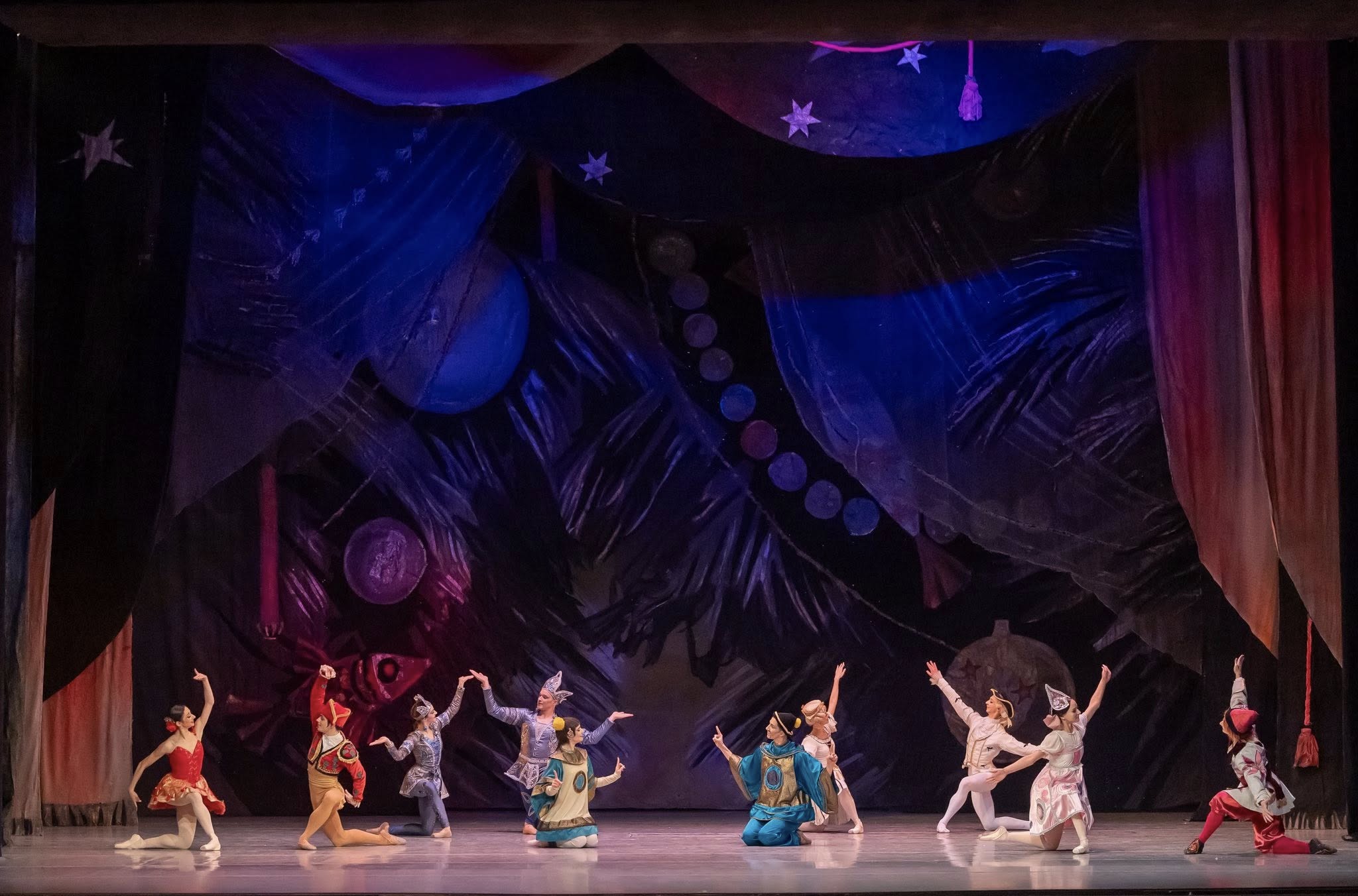 Снимка: ЛЕШНИКОТРОШАЧКАТА / THE NUTCRACKER by Pyotr Ilyich Tchaikovsky